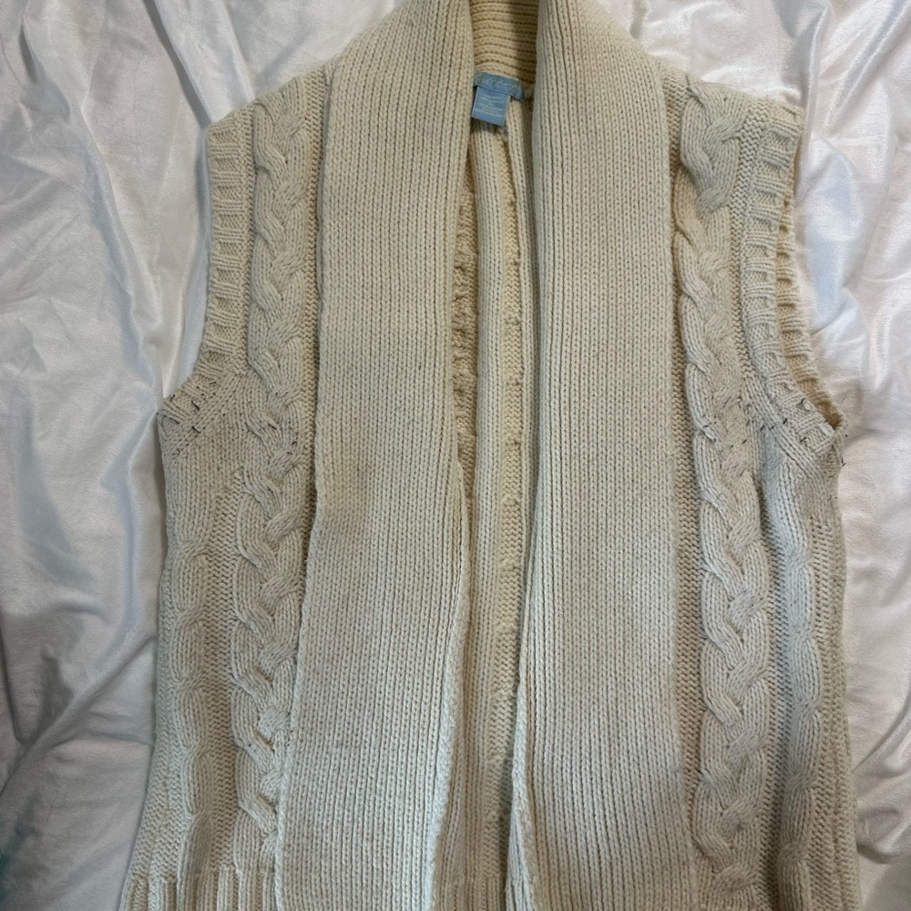 Elegant Cream Cable Knit Cardigan Vest